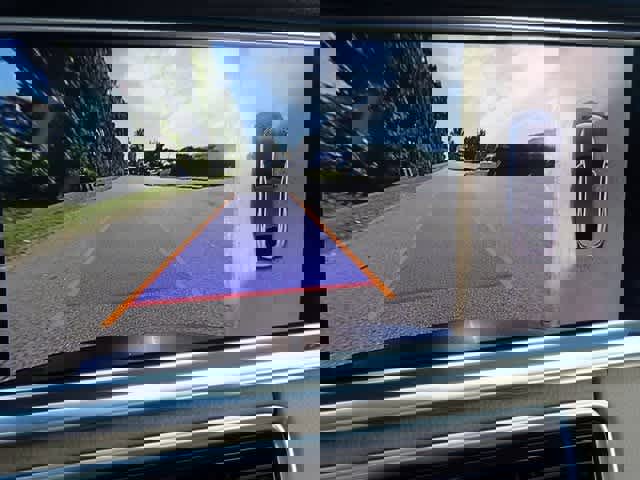 Used 2018 Porsche Panamera image 45