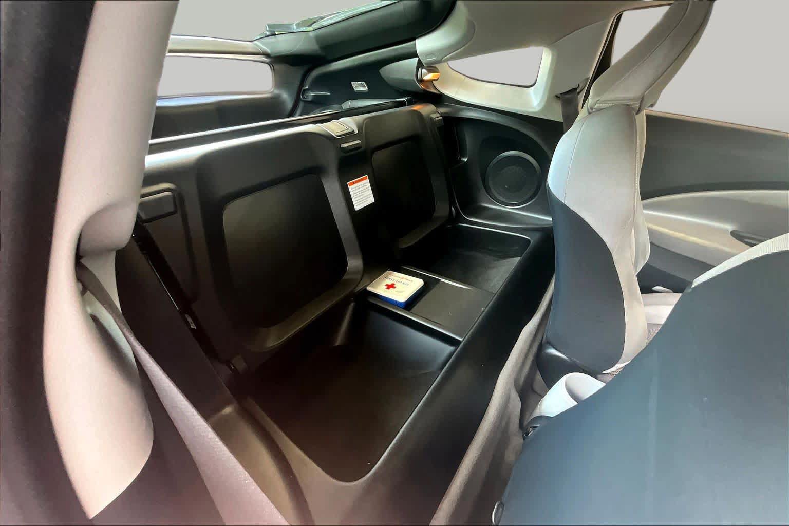 Used 2011 Honda CR-Z EX image 17