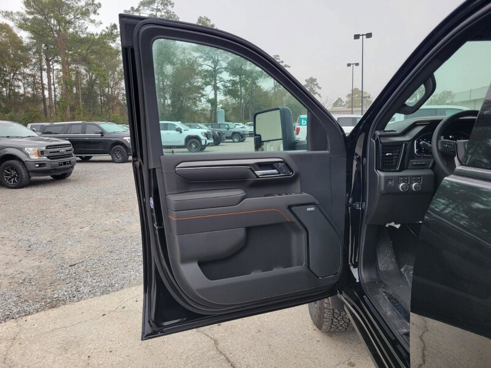 New 2026 GMC Sierra 3500 AT4 w/ AT4 Premium Plus Package image 11