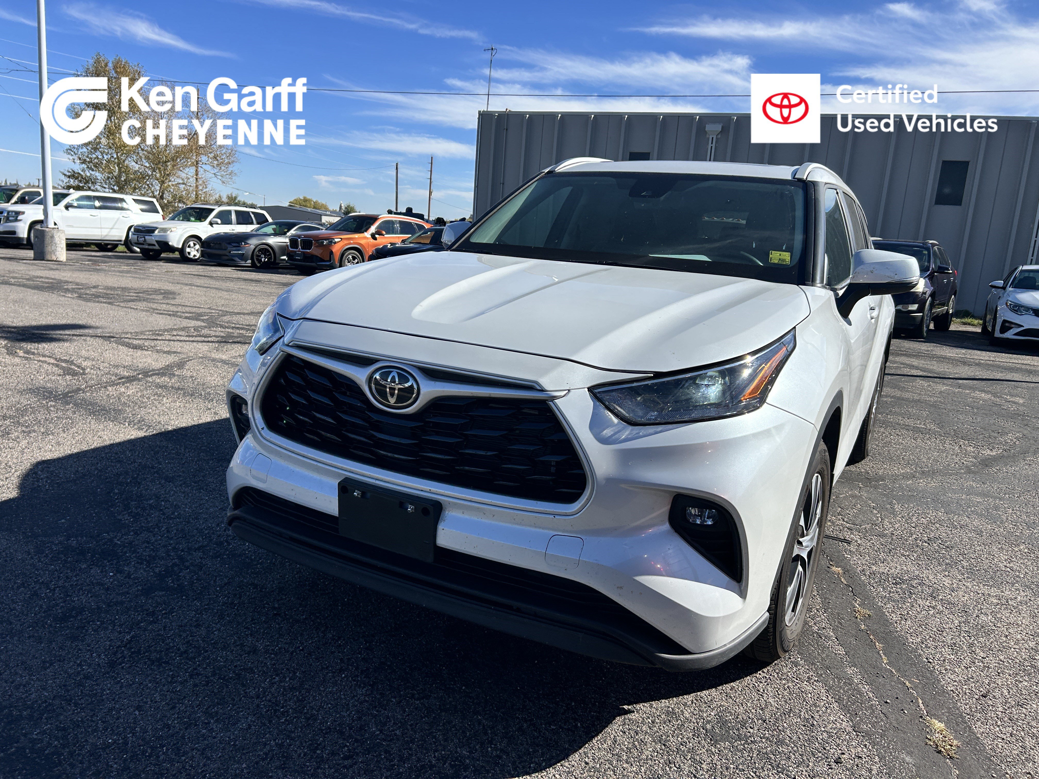Used 2023 Toyota Highlander XLE