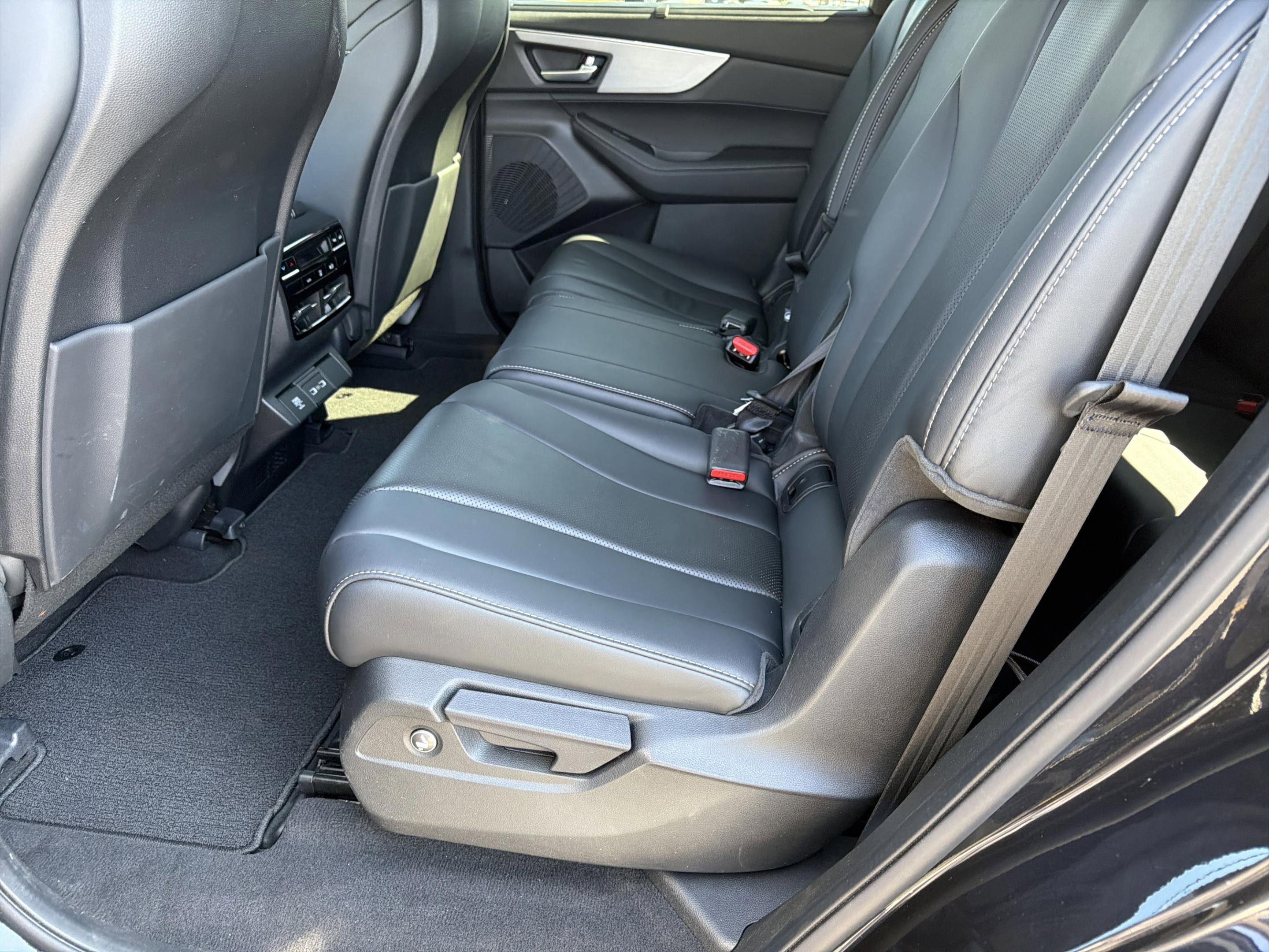 Used 2023 Acura MDX FWD w/ Technology Package image 26