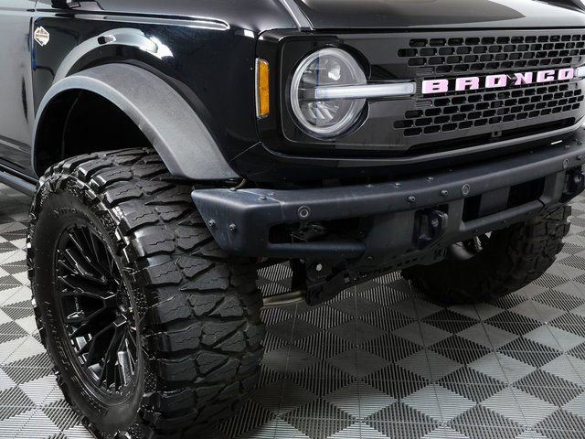 Used 2024 Ford Bronco Wildtrak image 32
