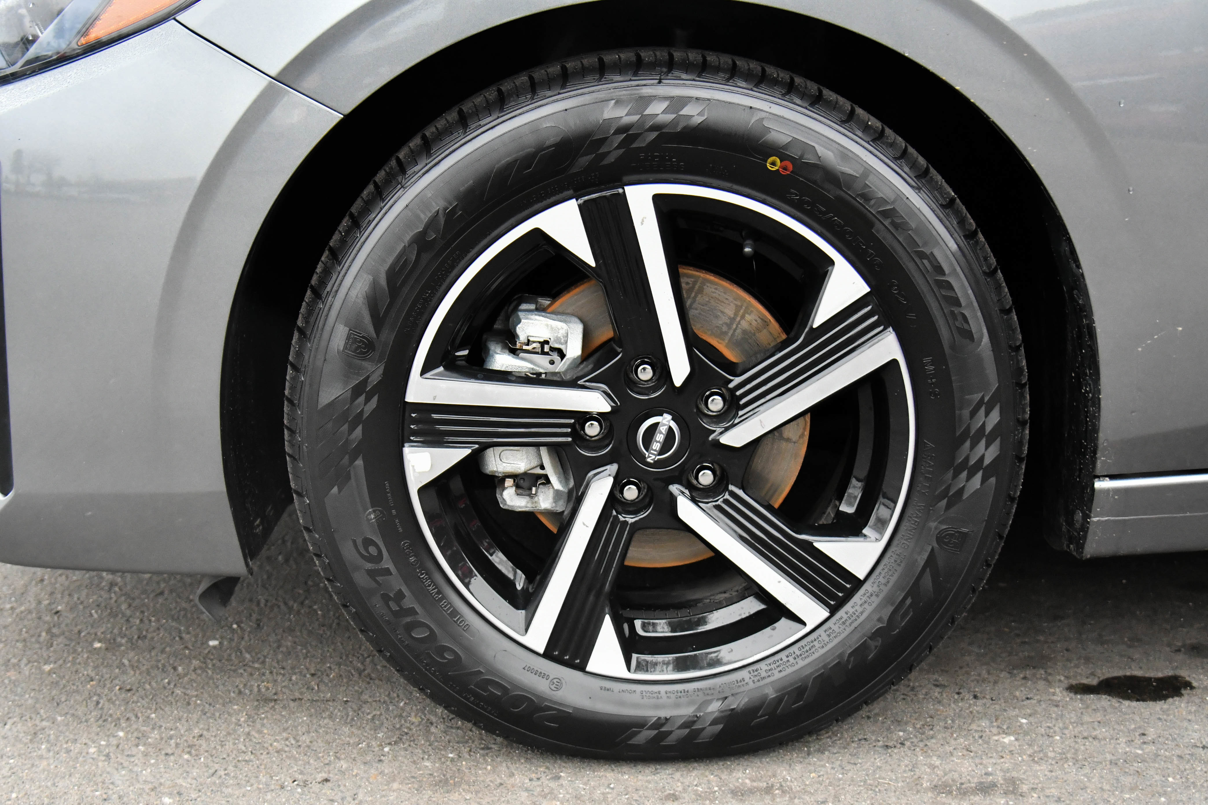 Used 2024 Nissan Sentra SV image 12