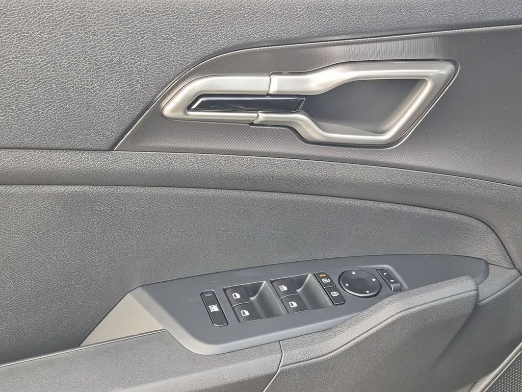 New 2026 Kia Sportage LX FWD image 23