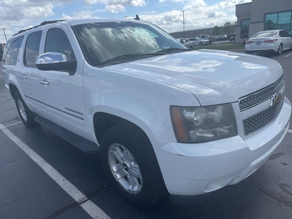 Used 2011 Chevrolet Suburban LTZ RWD image 3