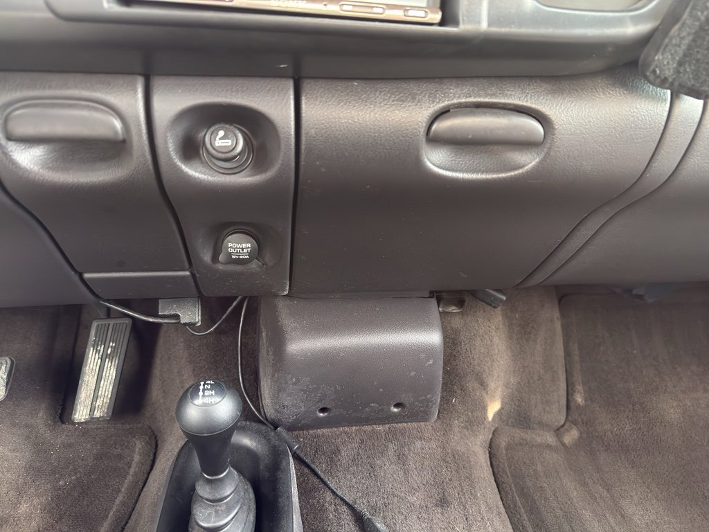 Used 2001 Dodge Ram 2500 Truck ST image 16