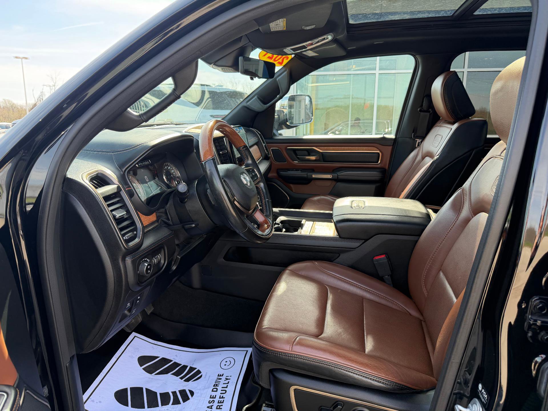Used 2021 RAM 1500 Limited AWD/4WD image 17