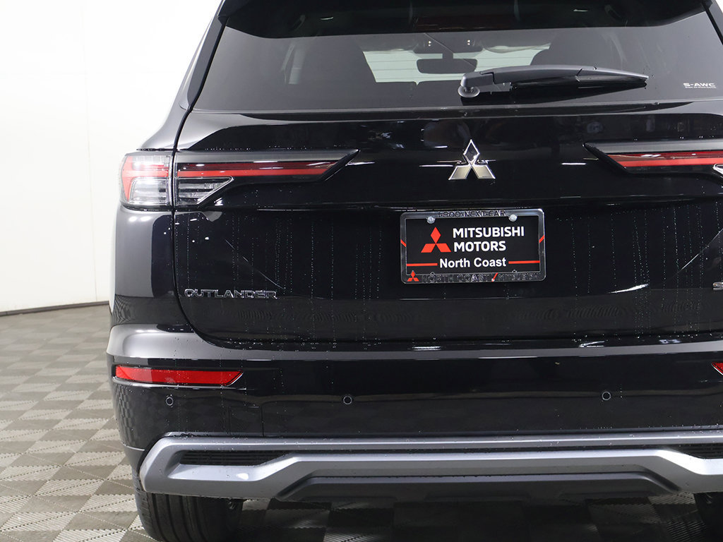New 2026 Mitsubishi Outlander SE AWD/4WD image 17