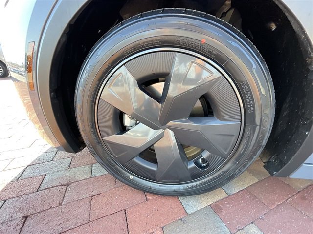 Used 2023 Toyota Prius LE image 10