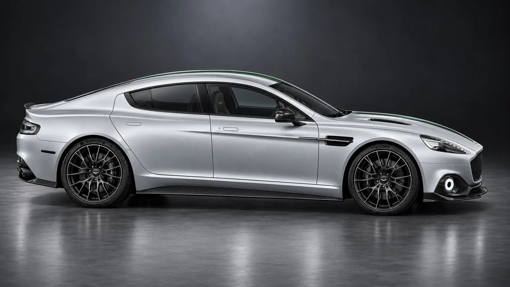 Used 2019 Aston Martin Rapide AMR RWD image 3