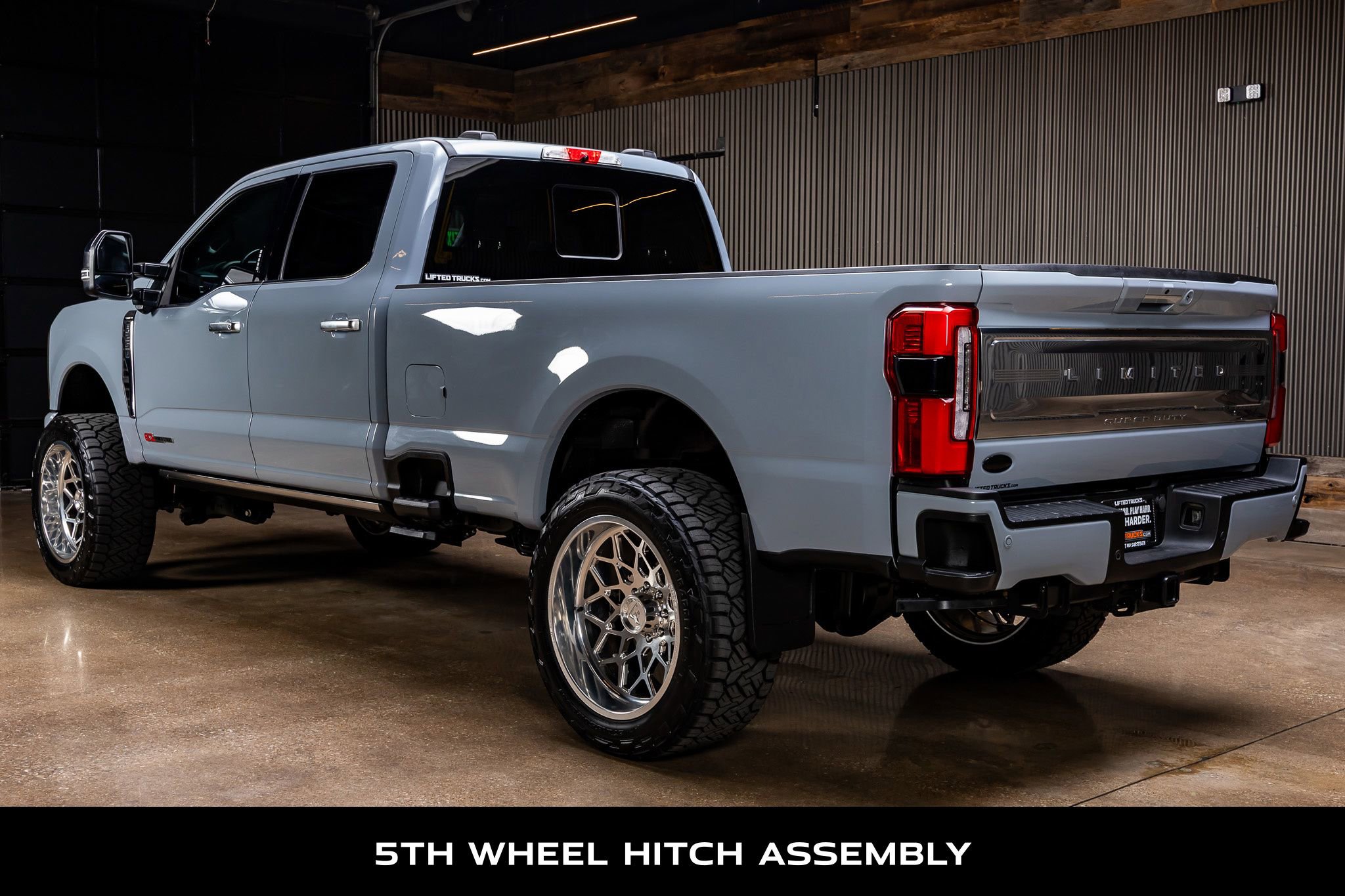 Used 2024 Ford F250 Limited w/ FX4 Off-Road Package image 7