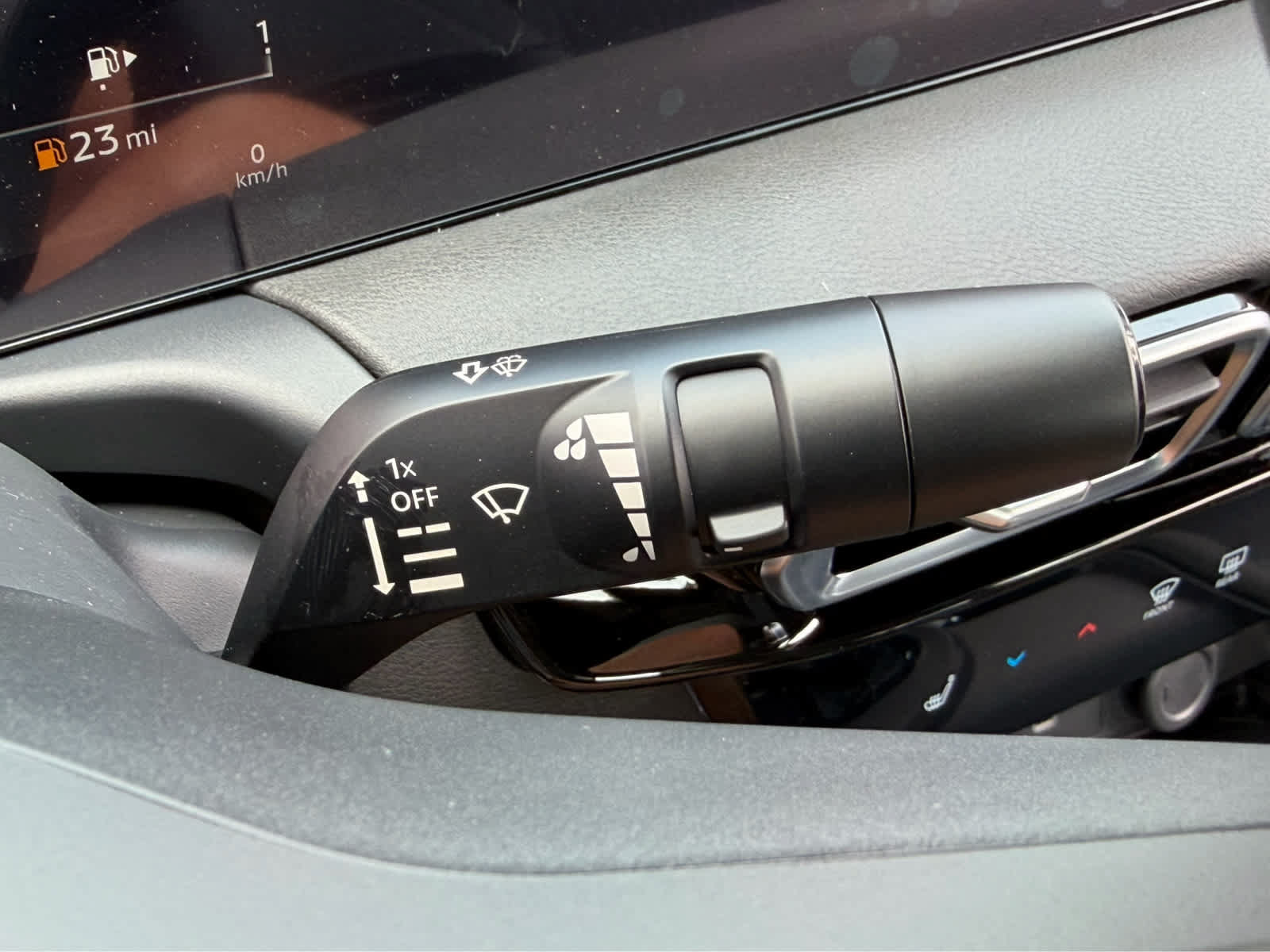 New 2026 Nissan Sentra SV w/ SV Convenience Package FWD image 22