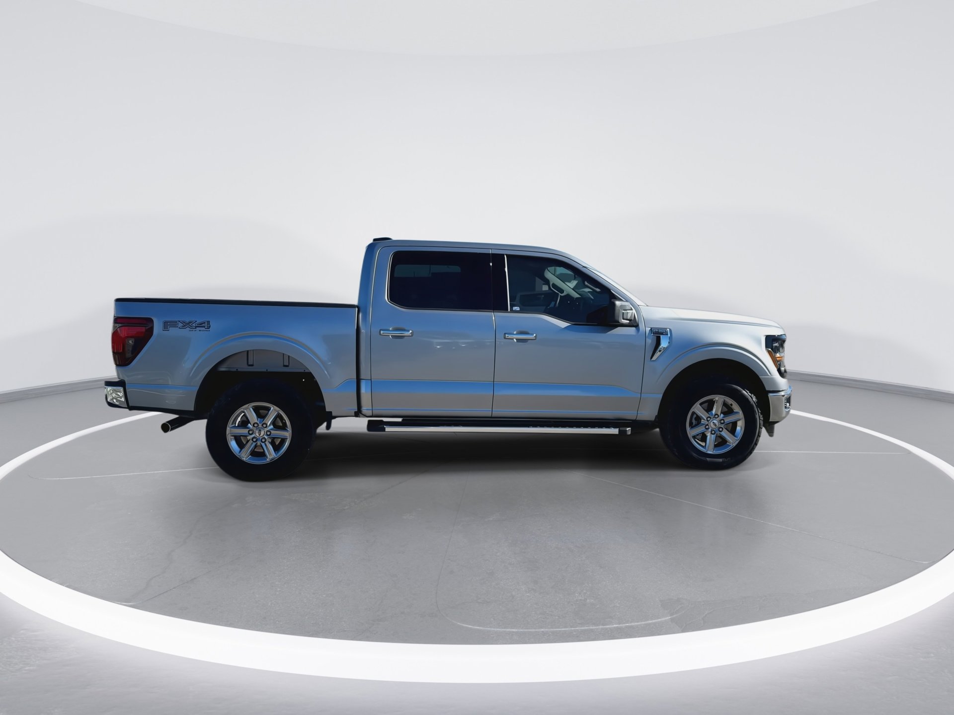 Certified 2025 Ford F150 XLT w/ Equipment Group 301A Standard image 11