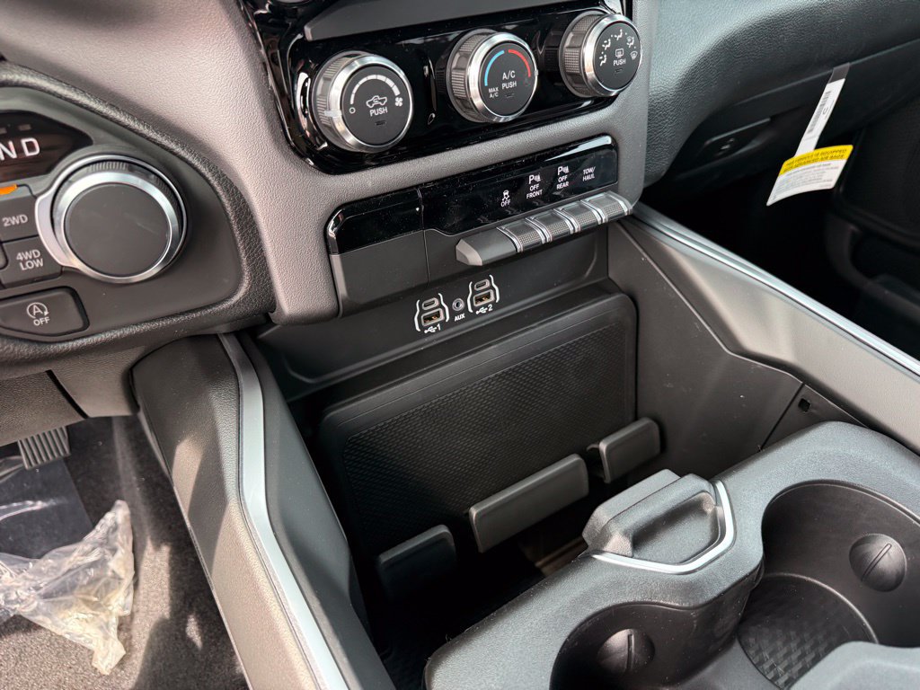 New 2026 RAM 1500 Big Horn AWD/4WD image 22