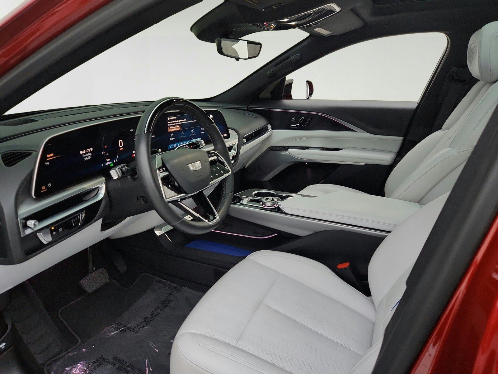 Used 2025 Cadillac Lyriq Sport w/ LPO, Floor Liner Package AWD/4WD image 16
