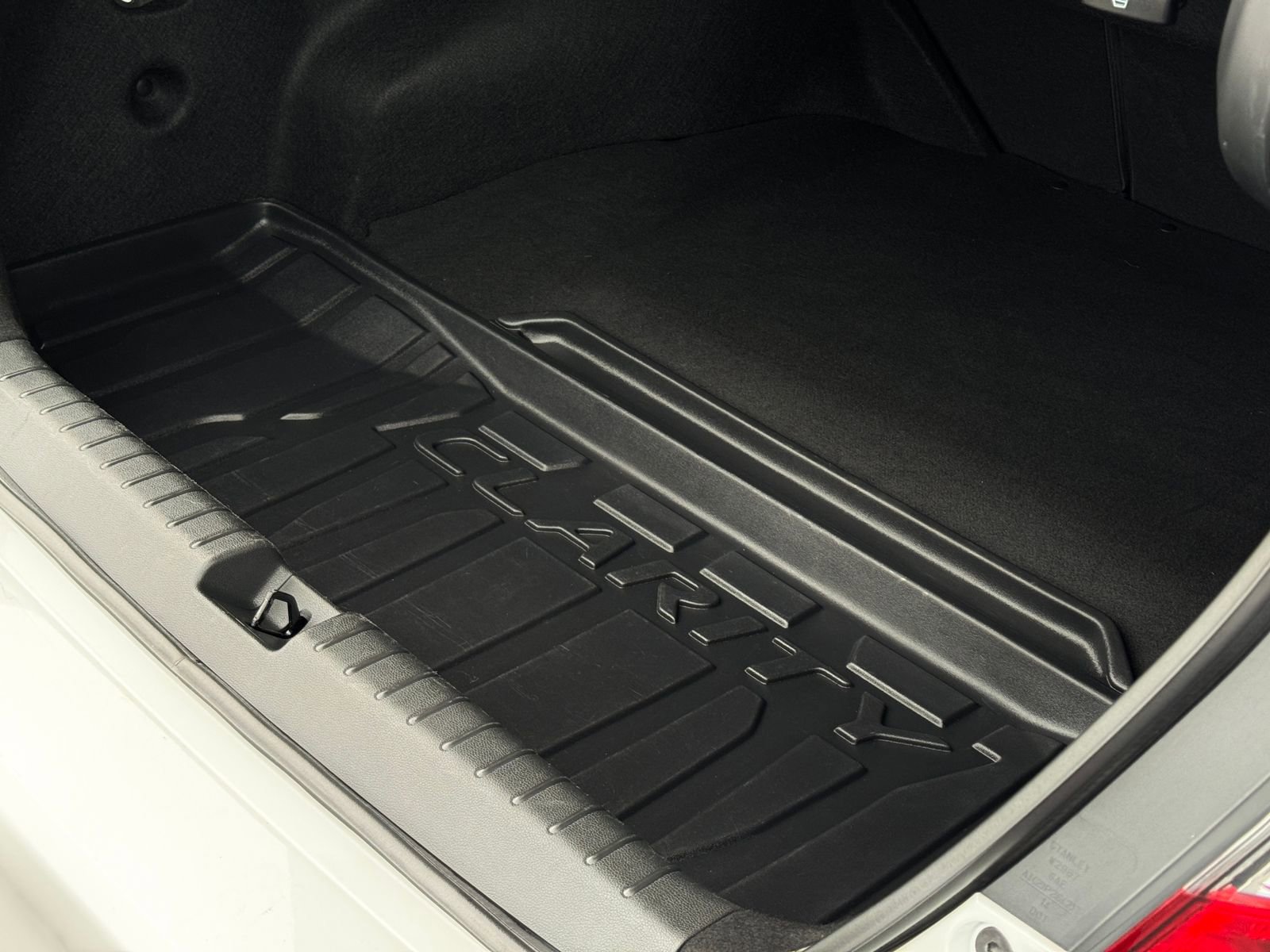 Certified 2019 Honda Clarity Touring image 37