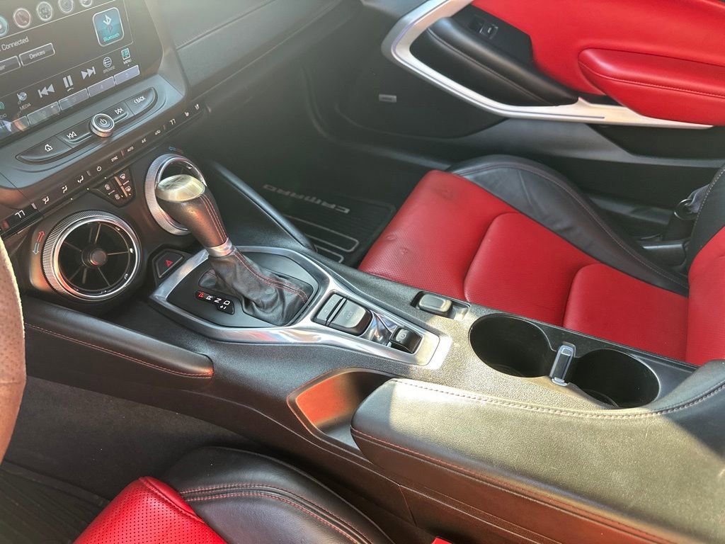 Used 2016 Chevrolet Camaro SS image 18