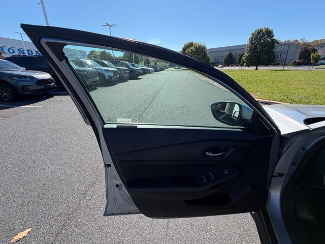 Used 2023 Honda Accord EX image 22