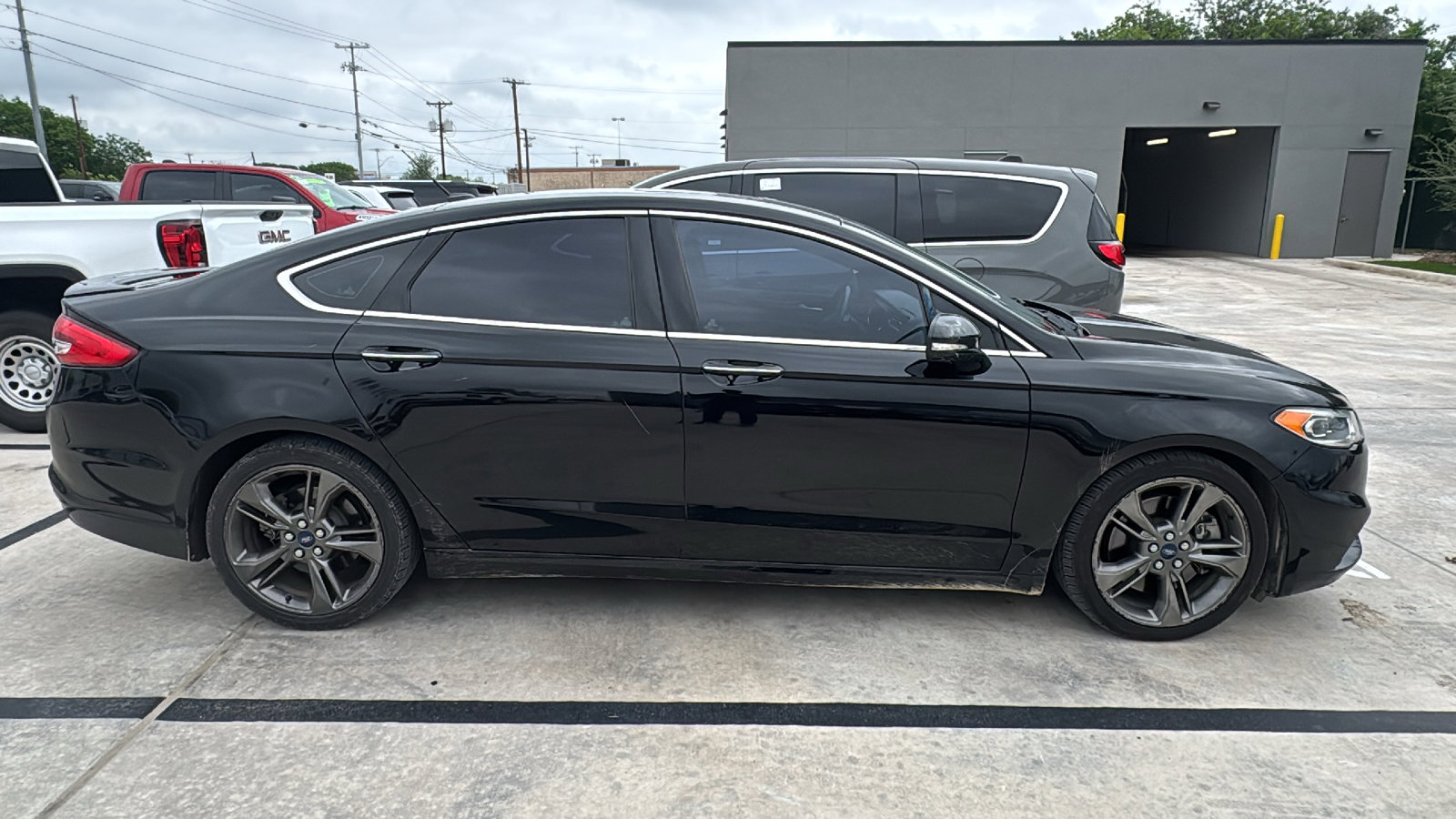 Used 2018 Ford Fusion Sport w/ Equipment Group 401A image 4