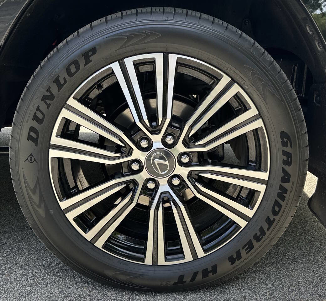 Used 2026 Lexus LX 700h Luxury AWD/4WD image 13