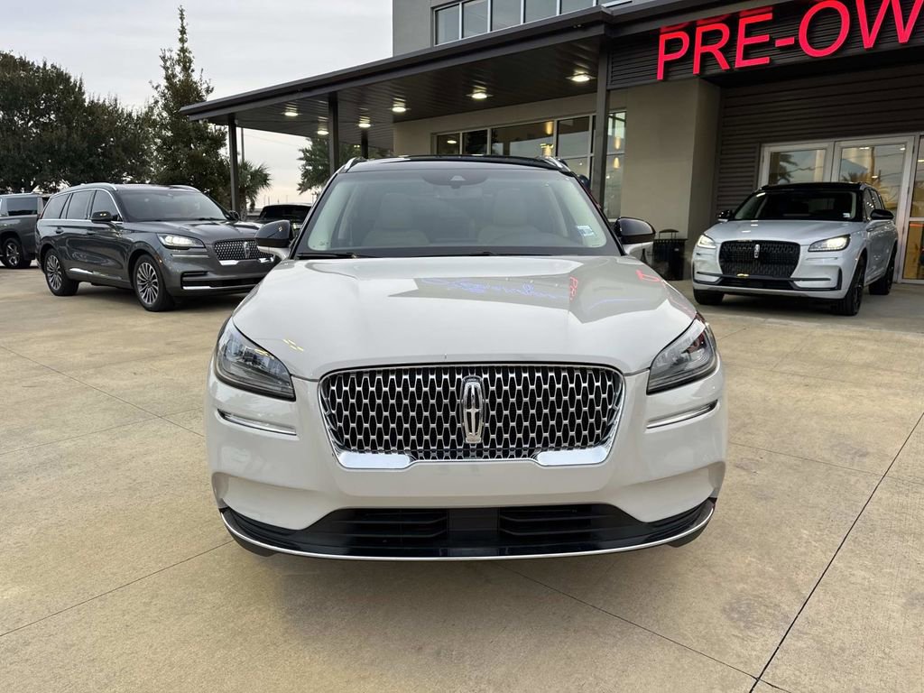 Certified 2021 Lincoln Corsair FWD w/ Premium Package image 4