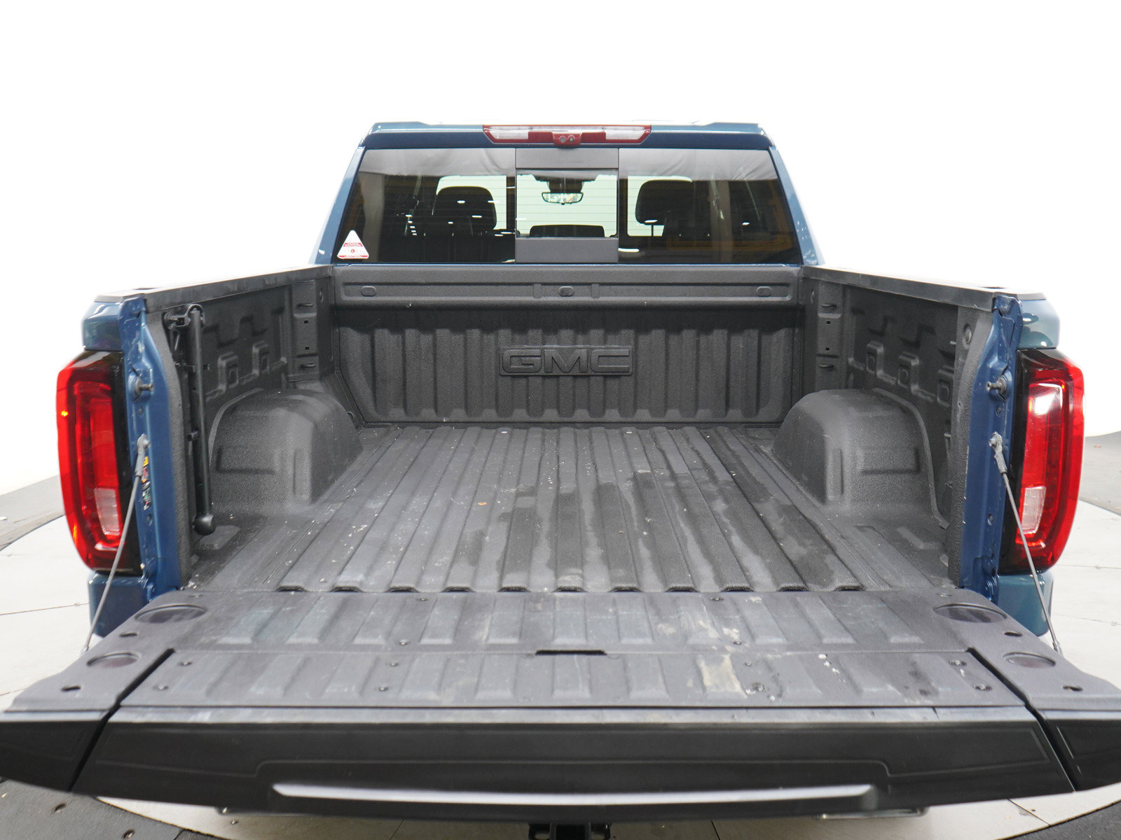 Used 2025 GMC Sierra 1500 Denali w/ Denali Reserve Package AWD/4WD image 16
