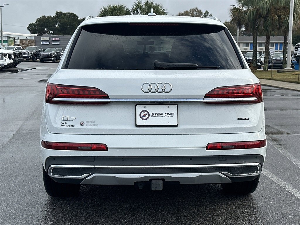 Used 2023 Audi Q7 2.0T Premium w/ Convenience Package image 6