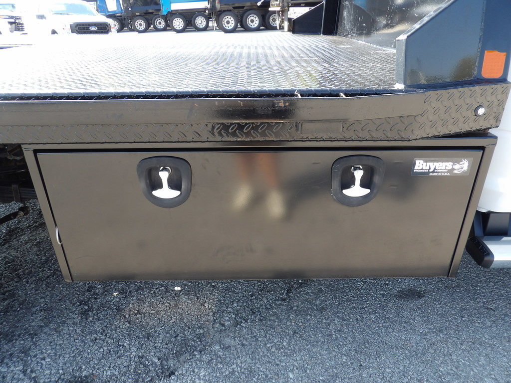 Used 2024 RAM 5500 Tradesman w/ Chrome Appearance Group AWD/4WD image 51