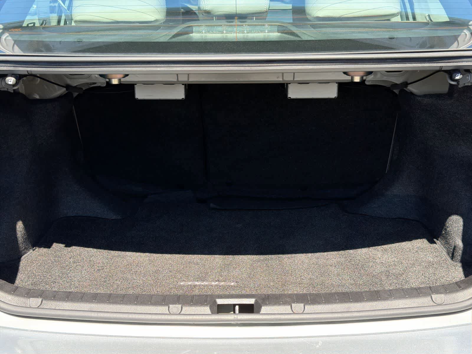 Used 2013 Toyota Corolla LE FWD image 34