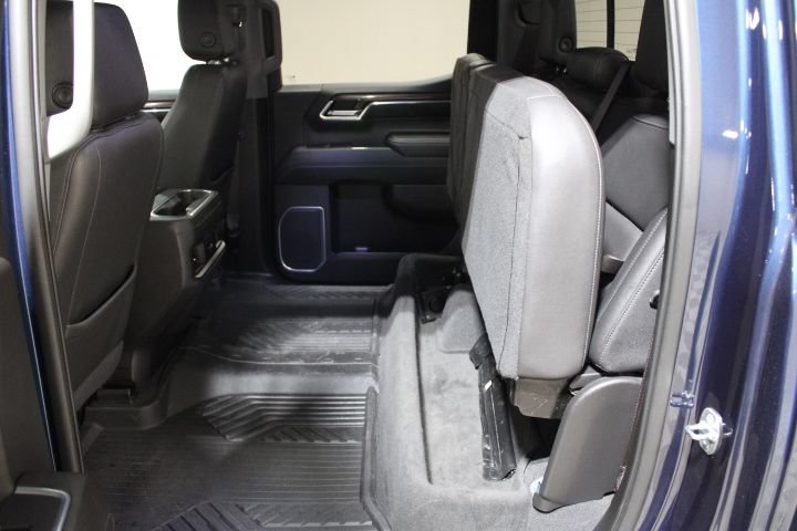 Used 2023 Chevrolet Silverado 1500 LT Trail Boss w/ Convenience Package II AWD/4WD image 48