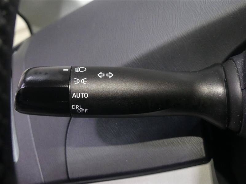 Used 2015 Toyota Prius Four FWD image 33