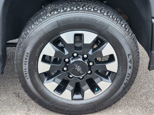 Used 2020 Chevrolet Silverado 2500 Custom w/ Custom Value Package image 9