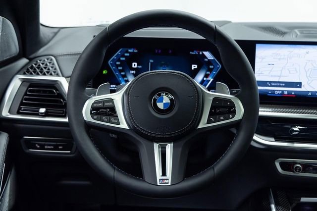 New 2026 BMW X7 M60i image 17
