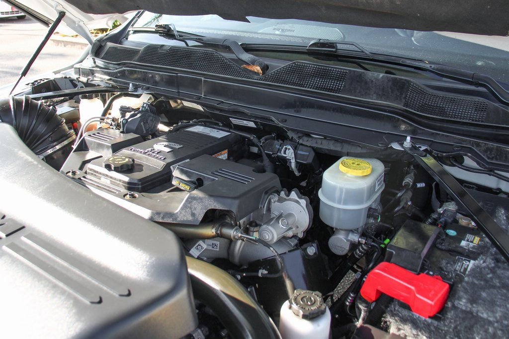 Used 2019 RAM 2500 Big Horn image 13