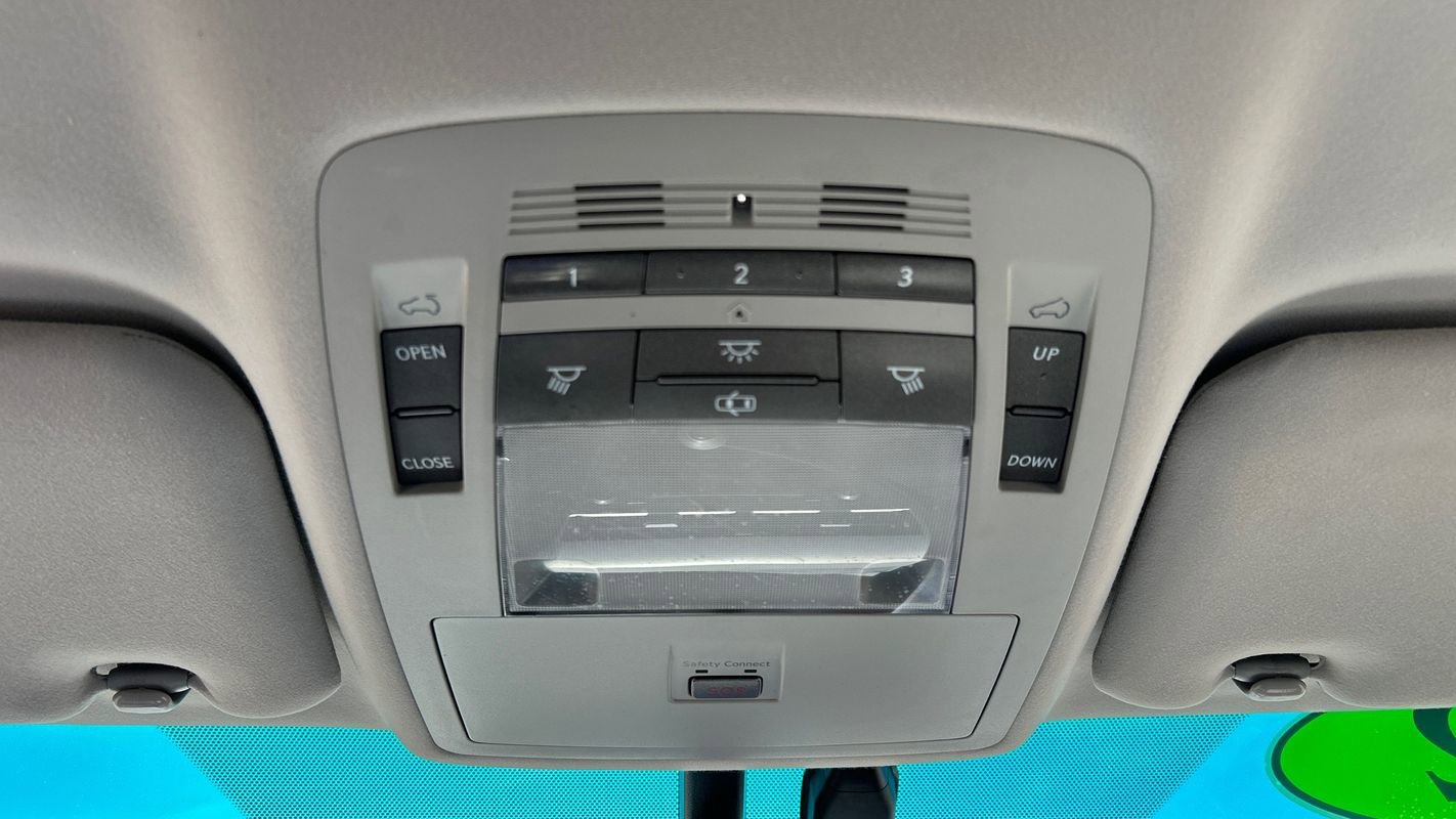 Used 2012 Lexus RX 450h AWD w/ Premium Pkg image 40