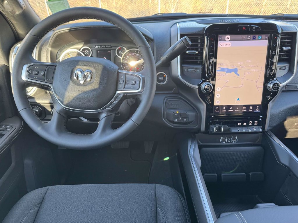 New 2026 RAM 2500 Big Horn AWD/4WD image 16