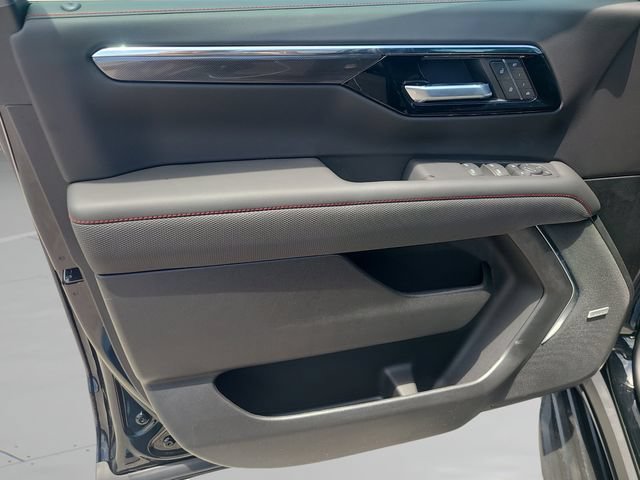 New 2026 Chevrolet Suburban RST w/ Comfort Package RWD image 18