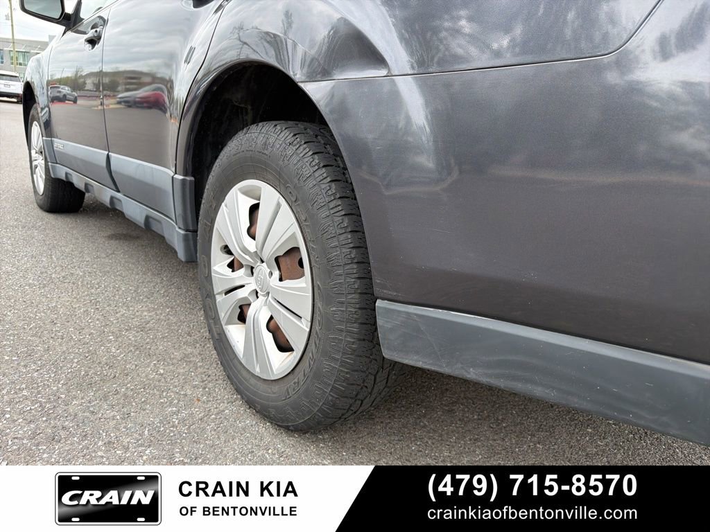 Used 2013 Subaru Outback 2.5i AWD/4WD image 10