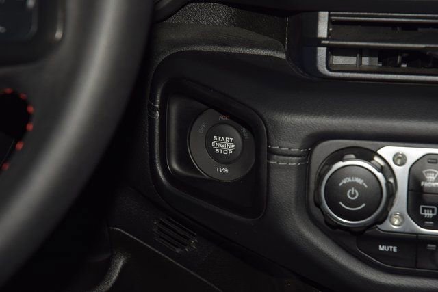 Used 2024 Jeep Wrangler Rubicon w/ Convenience Group image 33