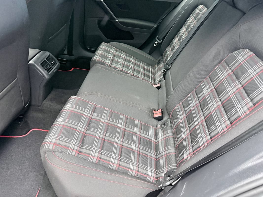 Used 2018 Volkswagen GTI S FWD image 13