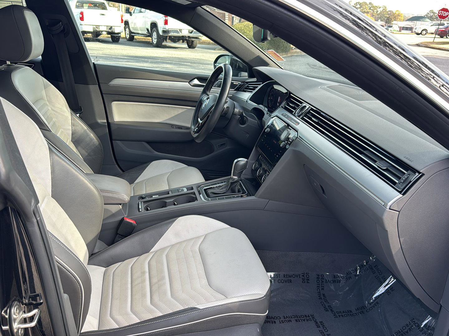 Used 2019 Volkswagen Arteon SEL Premium image 10