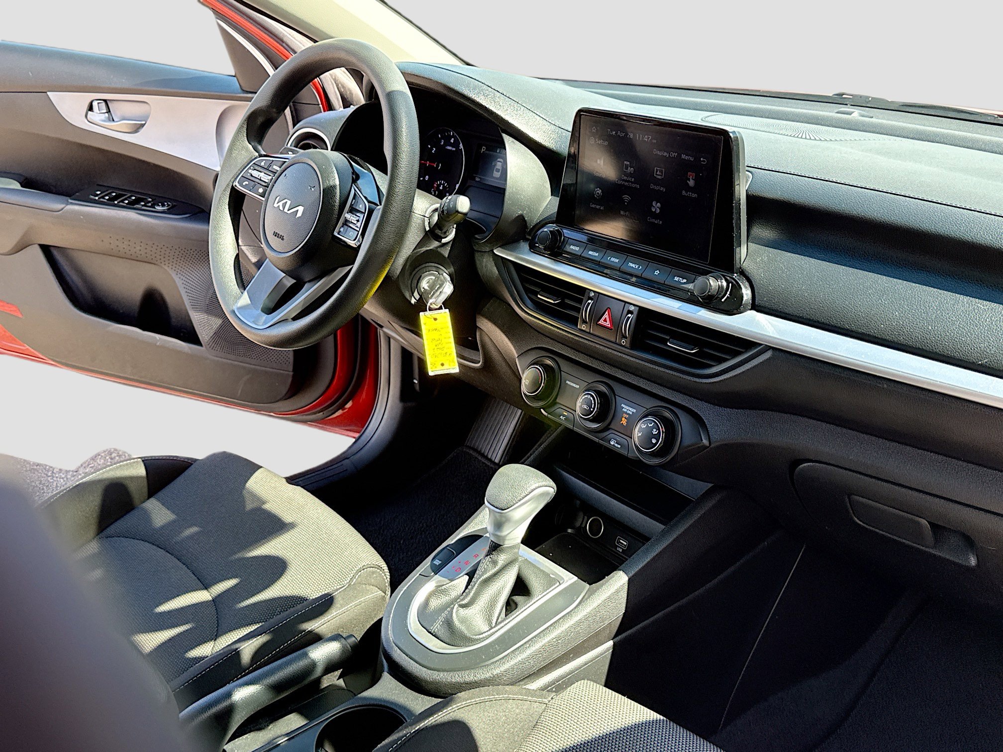 Used 2023 Kia Forte LXS w/ LXS Technology Package FWD image 5