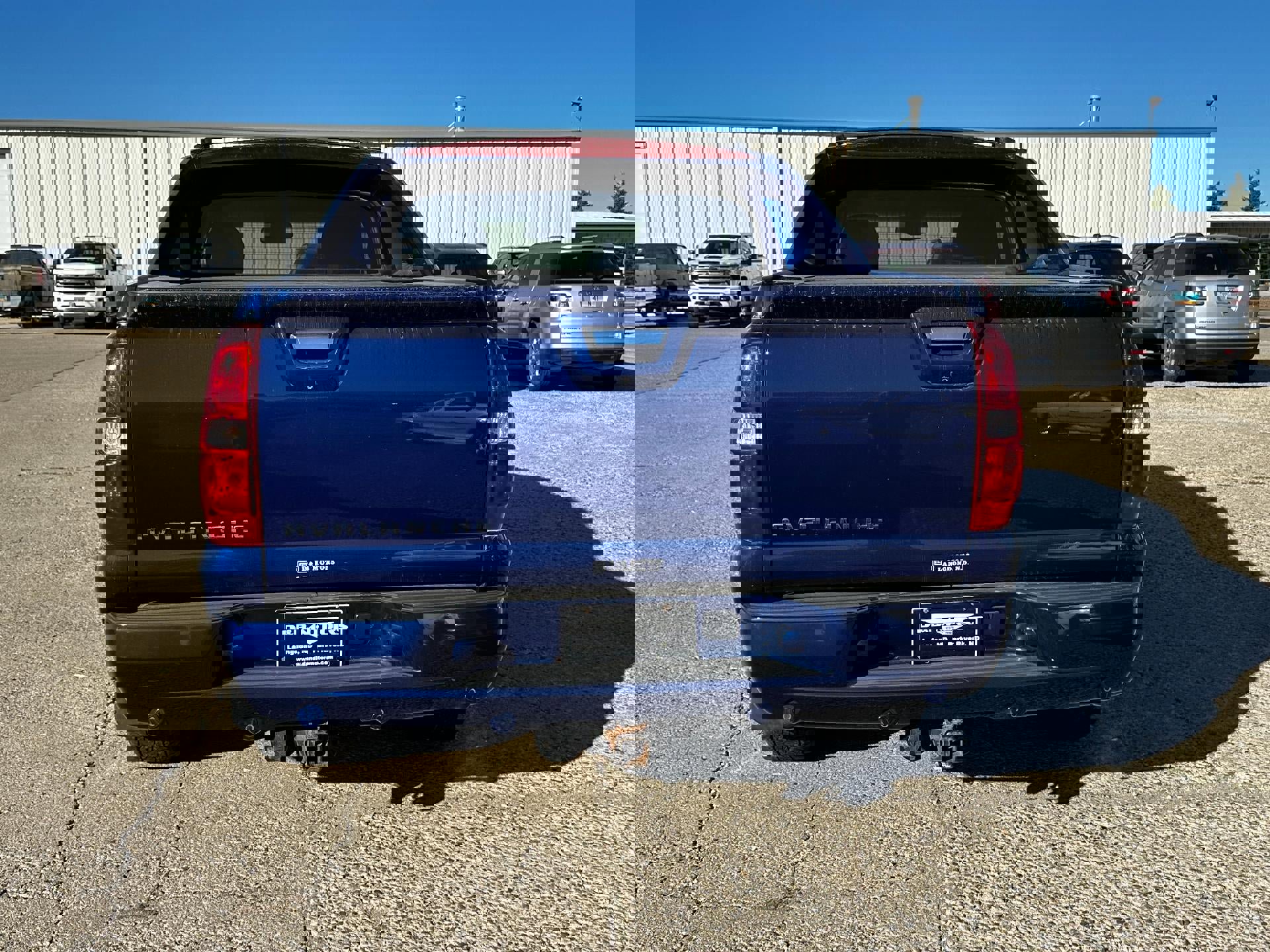 Used 2013 Chevrolet Avalanche LS AWD/4WD image 3