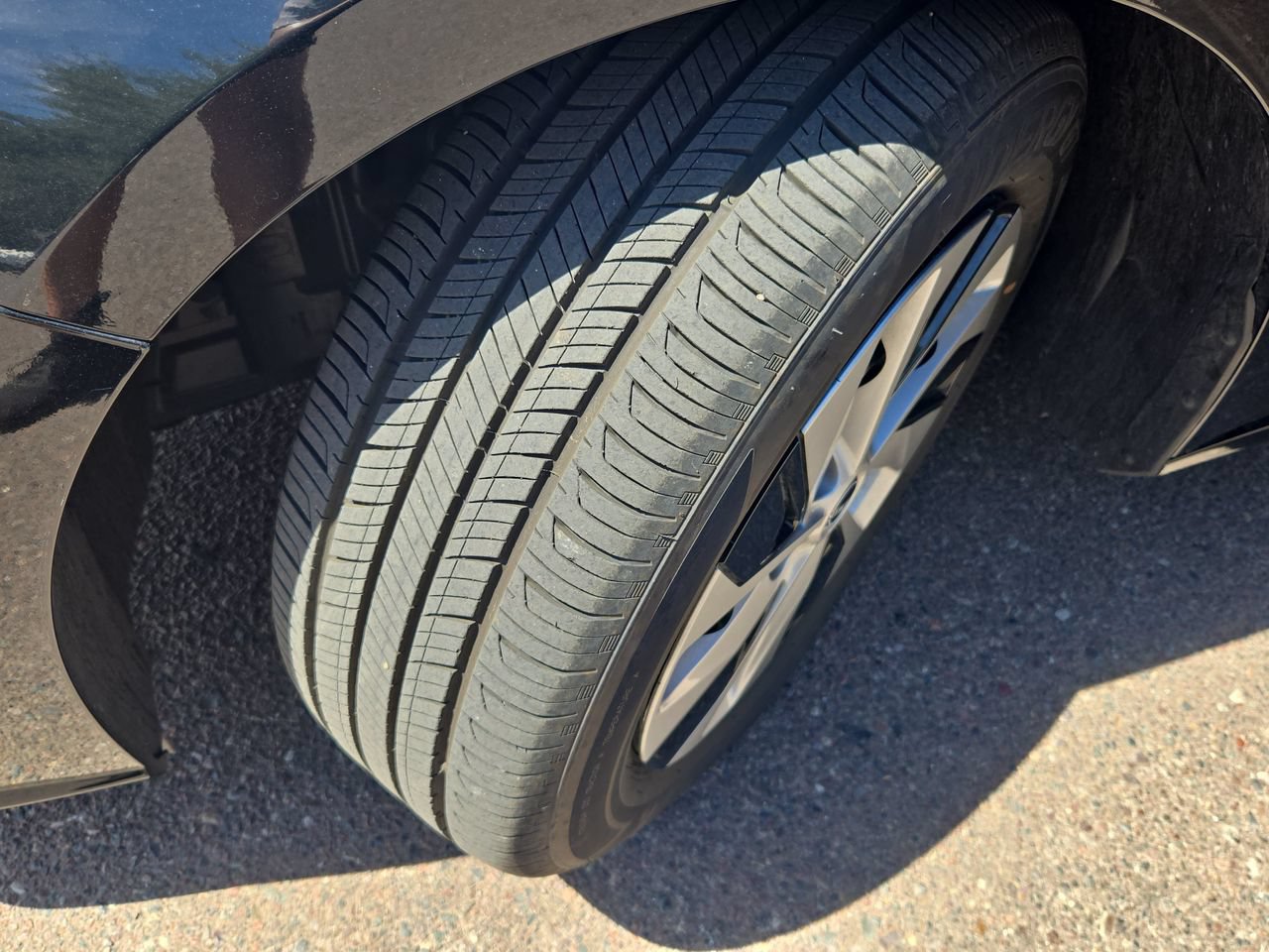 Used 2025 Nissan Altima 2.5 S FWD image 18