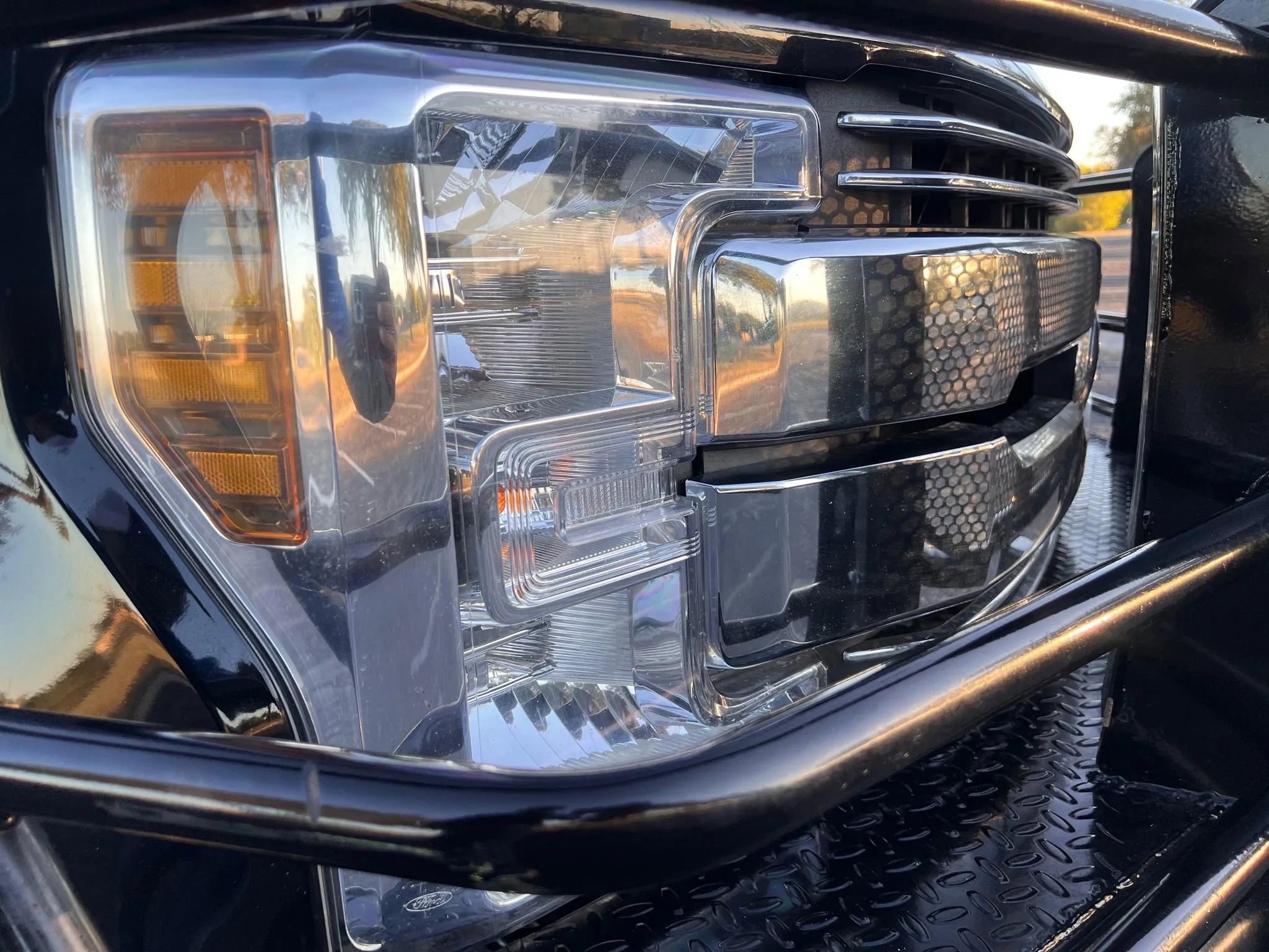 Used 2018 Ford F250 Lariat w/ Lariat Ultimate Package image 17