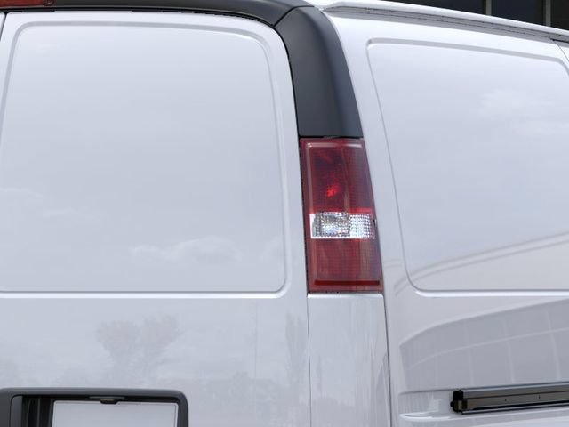 New 2026 Chevrolet Express 2500 w/ Driver Convenience Package RWD image 11
