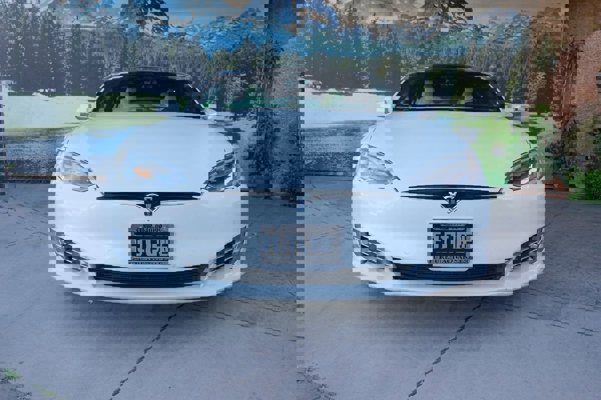 Used 2020 Tesla Model S Long Range Plus image 2