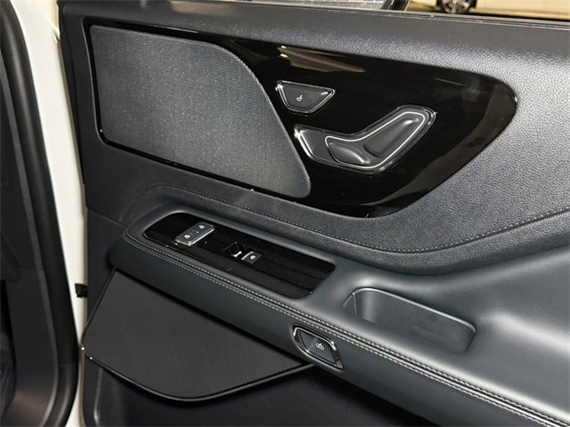 New 2025 Lincoln Aviator Premiere image 9