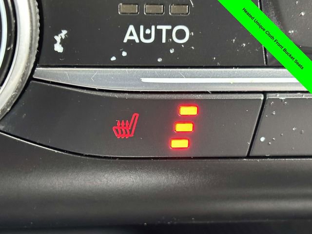 Used 2020 Ford Escape SE image 19