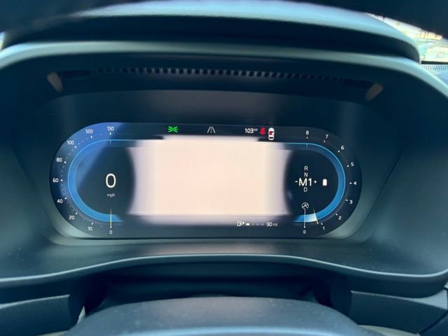 New 2025 Volvo XC40 B5 Ultra w/ Protection Package AWD/4WD image 29